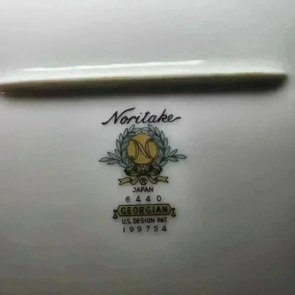 Noritake Georgian Salad Plates 8.25" Set Of 2 - Picture 4 of 5